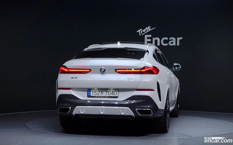 BMW X6 xDrive40i M 2022 — миниатюра 4