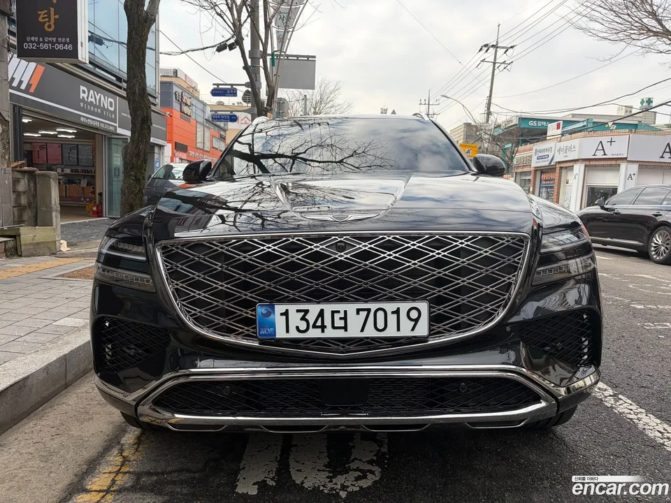 Genesis GV80 2.5T AWD 2025 — фото 1, купить с доставкой в Москву
