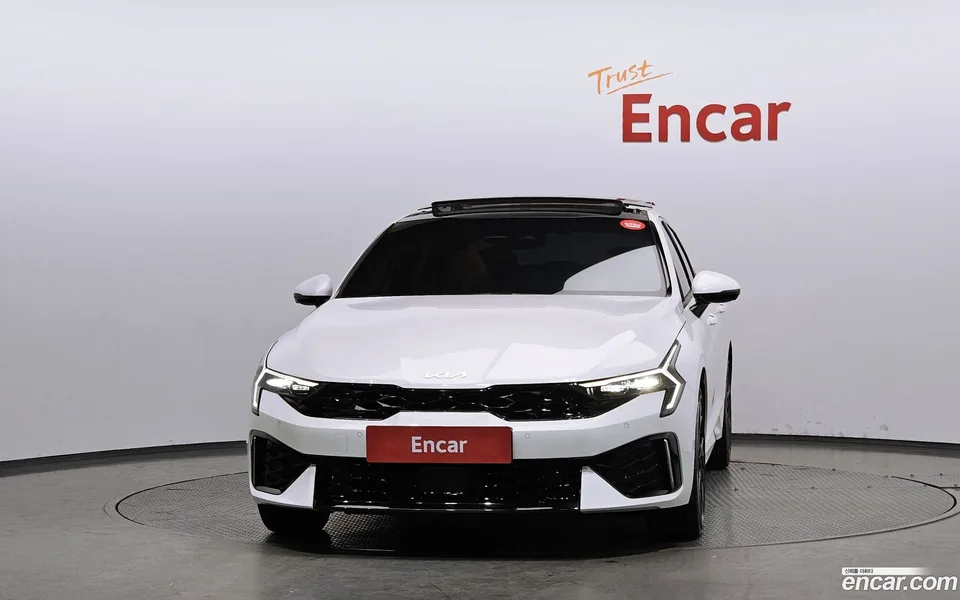 Kia K5 Hybrid 2023 — миниатюра 3