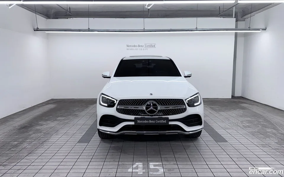 Mercedes-Benz GLC-Class GLC300 4MATIC 2023 — миниатюра 3
