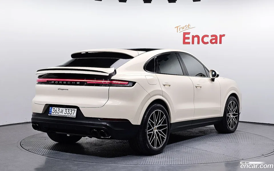 Porsche Cayenne 3.0 2024 — миниатюра 2