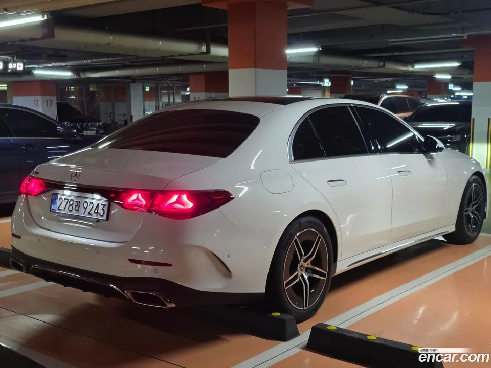 Mercedes-Benz E-Class E200 AMG Line 2025 — миниатюра 5
