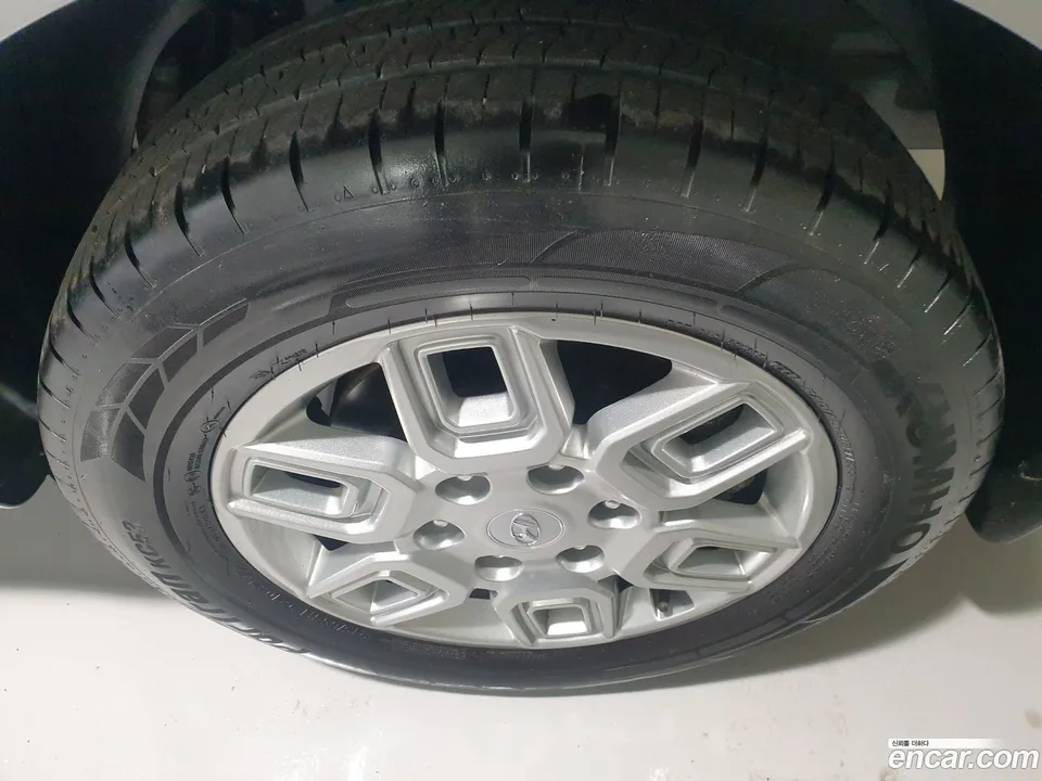 Hyundai Staria 5 2023 — миниатюра 5