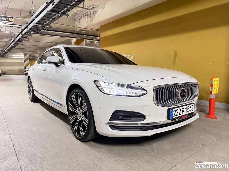 Volvo S90 B6 AWD 2023 — миниатюра 3