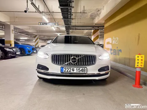 Volvo S90 2023 купить в Москве