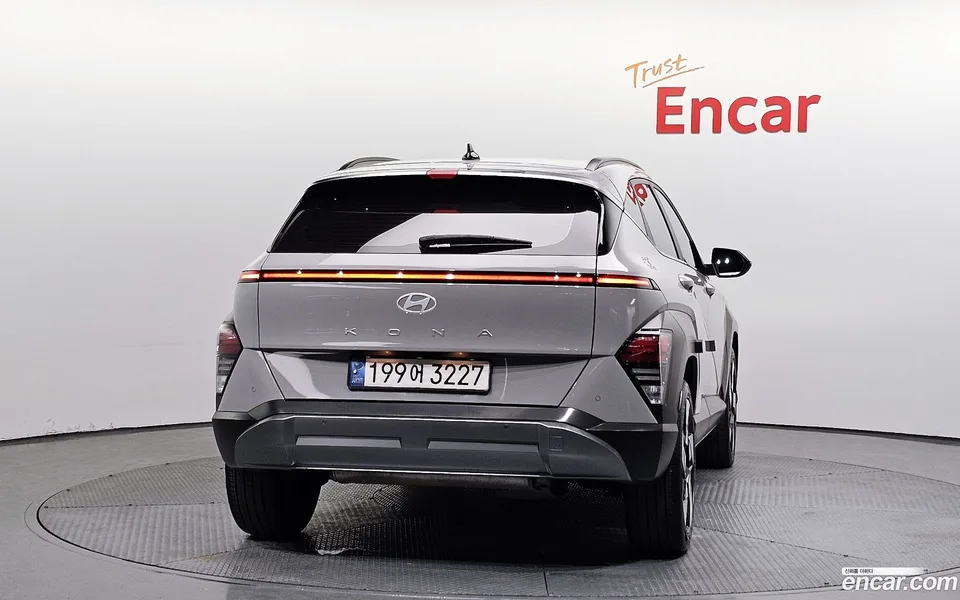 Hyundai Kona 1.6 2WD 2023 — миниатюра 4