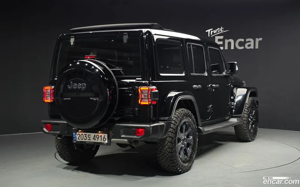 Jeep Wrangler 2.0 4 2022 — миниатюра 2