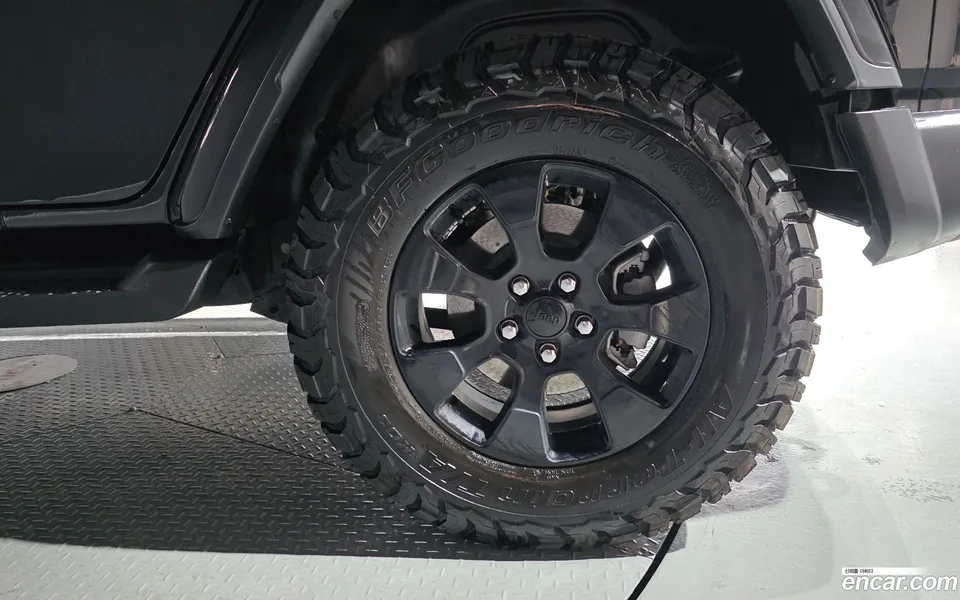 Jeep Wrangler 2.0 4 2022 — миниатюра 5