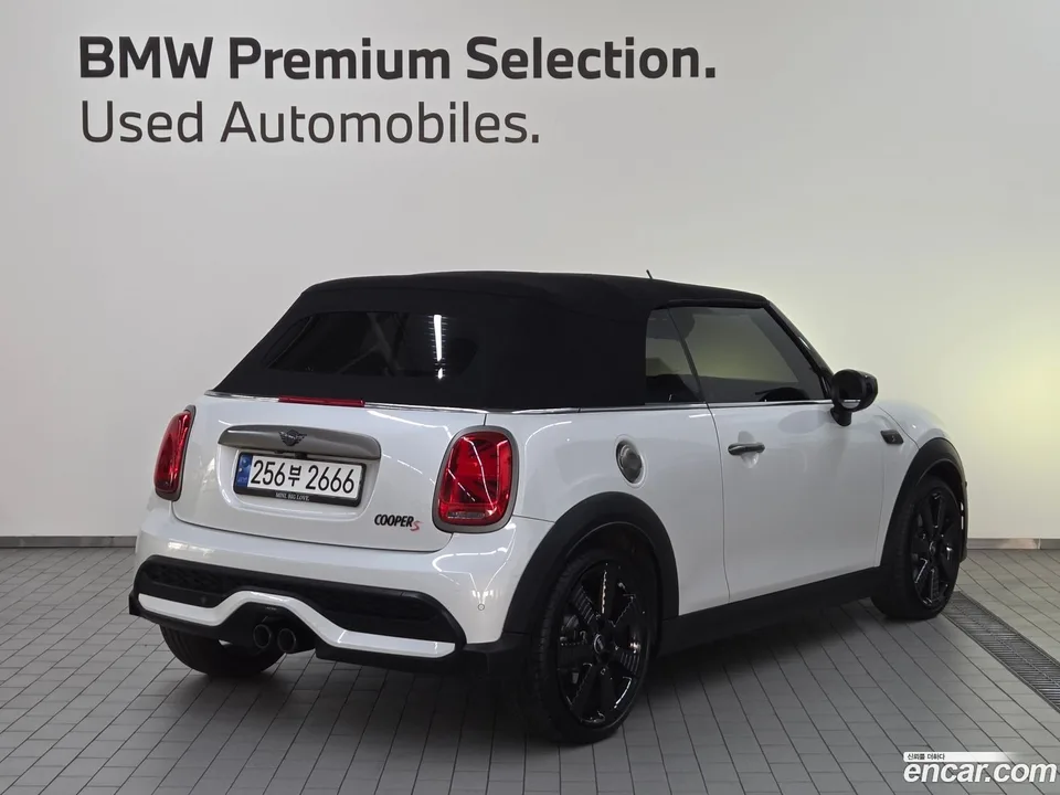 MINI Cooper S Convertible 2023 — миниатюра 3