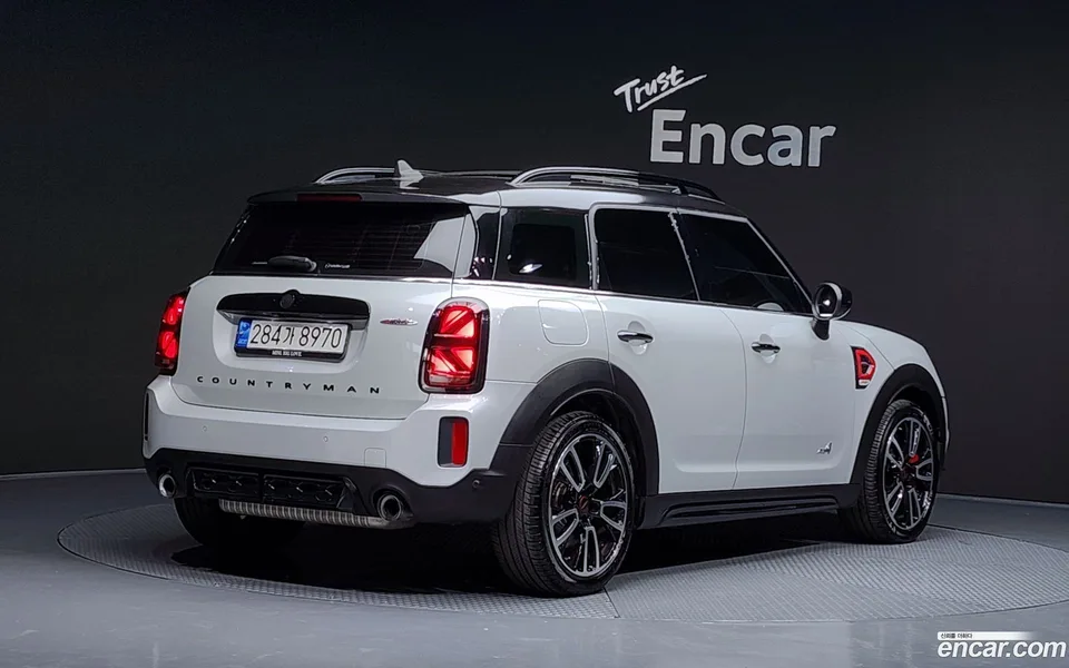 MINI Cooper S Countryman JCW 2022 — миниатюра 2