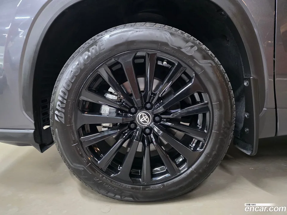 Toyota 4 2.5 4WD 2023 — миниатюра 5