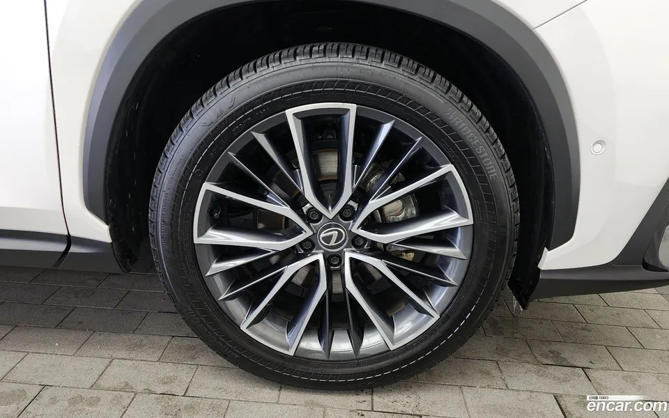 Lexus NX 350h 2024 — миниатюра 5