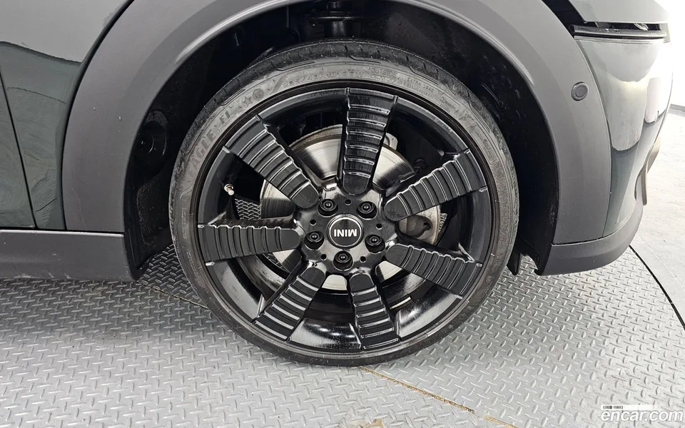 MINI Cooper S 5 2022 — миниатюра 5