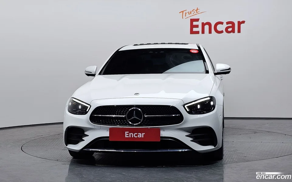 Mercedes-Benz E-Class E220d 4MATIC AMG Line 2022 — миниатюра 3
