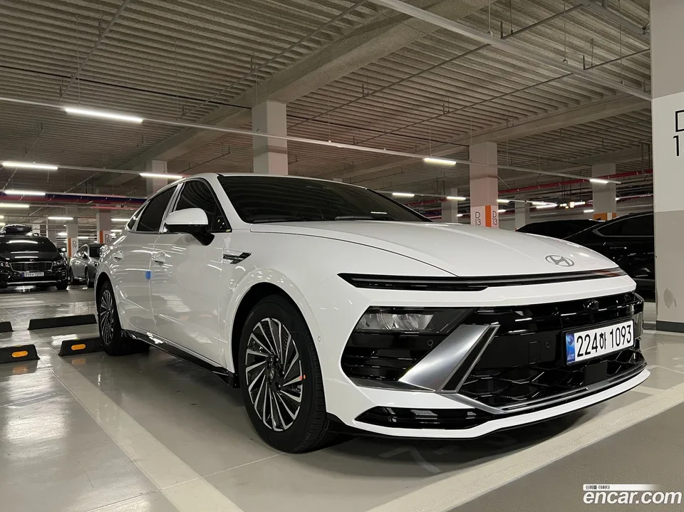 Hyundai Sonata The Edge Hybrid 2024 — миниатюра 5