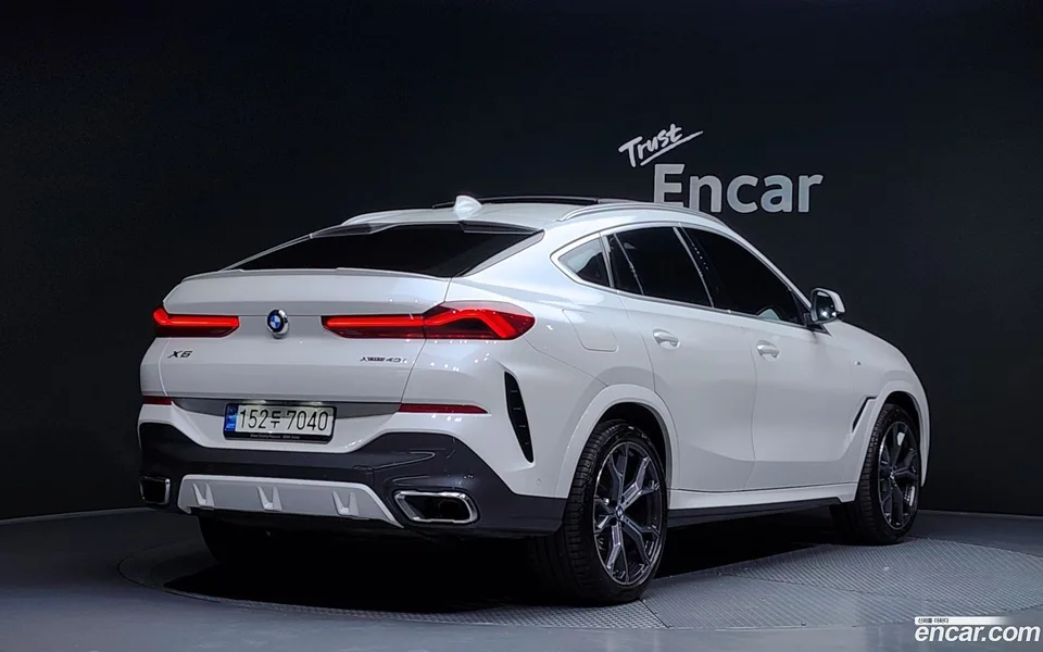 BMW X6 xDrive40i M 2022 — миниатюра 2
