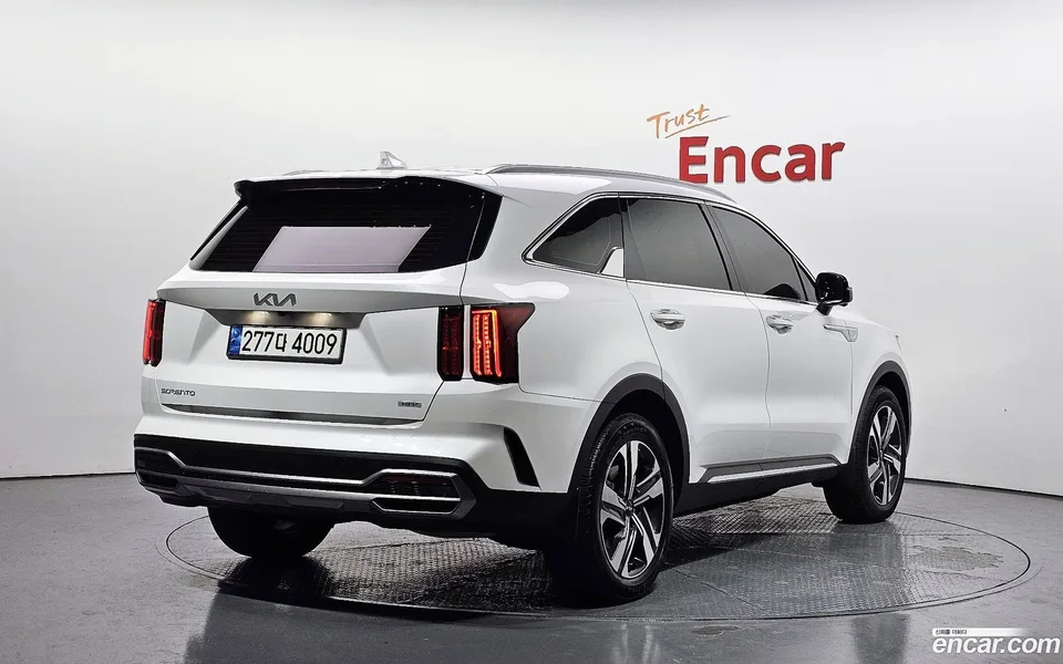 Kia Sorento HEV 1.6 2WD 2022 — миниатюра 2