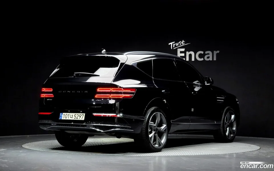 Genesis GV80 2.5T AWD 2023 — миниатюра 2
