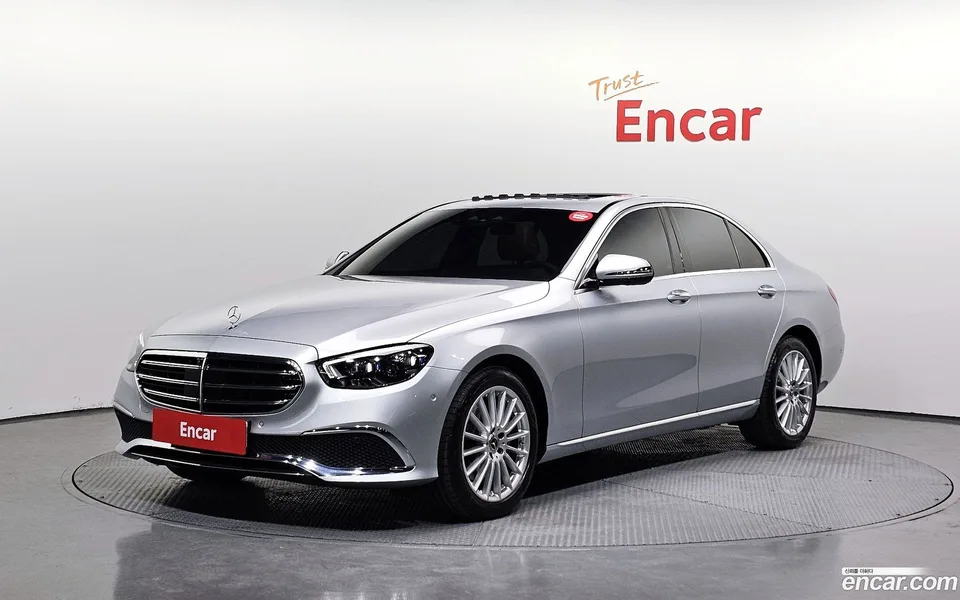 Mercedes-Benz E-Class E250 2022 — фото 1, купить с доставкой в Москву