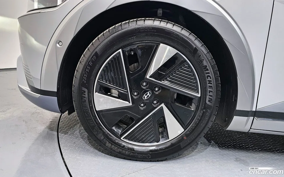 Hyundai Ioniq 5 2024 — миниатюра 5