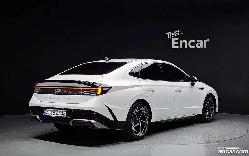 Hyundai Sonata The Edge 1.6 2023 — миниатюра 2