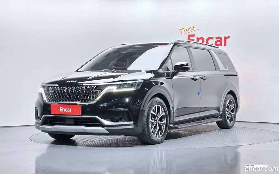 Kia Carnival 9 2022 — фото 1, купить с доставкой в Москву