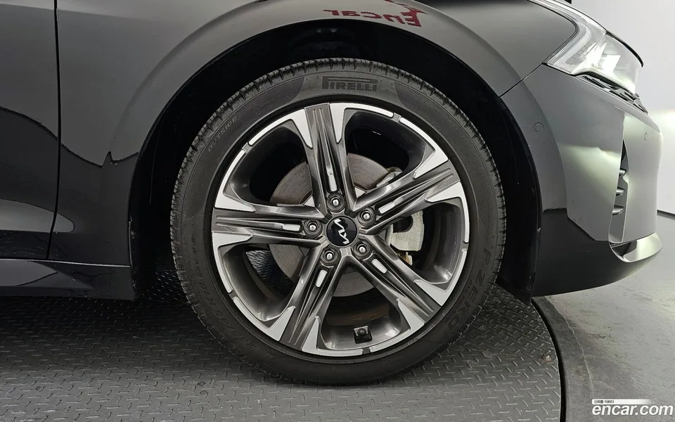 Kia K5 Hybrid 2023 — миниатюра 5