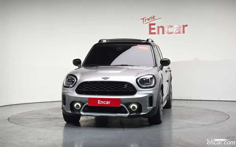 MINI Cooper S Countryman ALL4 2023 — миниатюра 3
