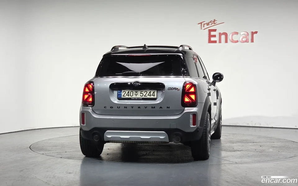 MINI Cooper S Countryman ALL4 2023 — миниатюра 4