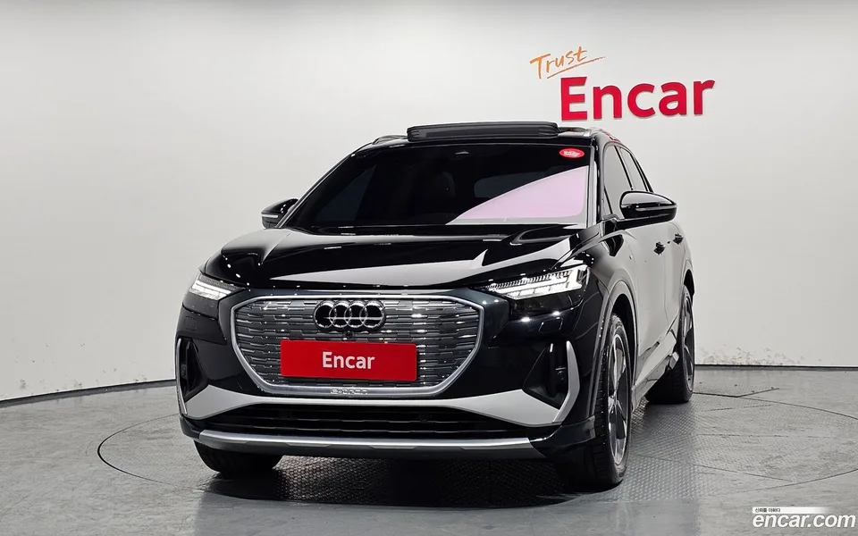 Audi Q4 e-tron 40 2023 — миниатюра 3
