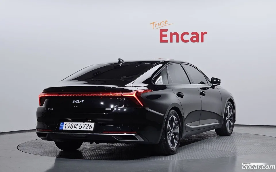 Kia K8 Hybrid 2022 — миниатюра 2