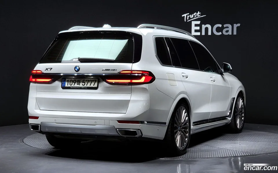 BMW X7 xDrive 40i 6 2023 — миниатюра 2
