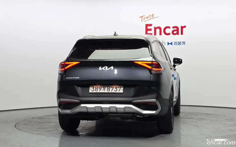 Kia Sportage 2.0 2WD 2022 — миниатюра 4