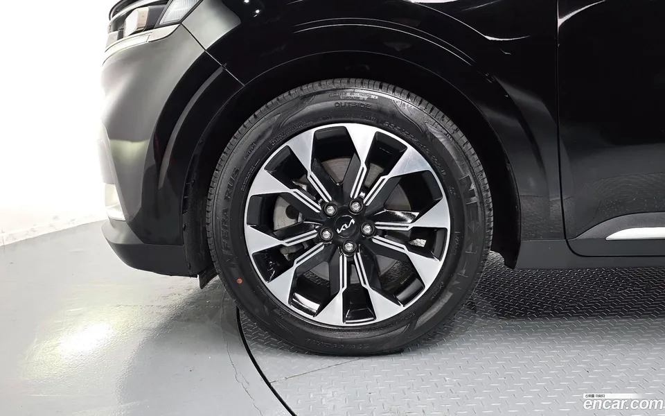 Kia Carnival 9 2022 — миниатюра 5