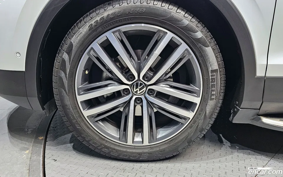 Volkswagen Tiguan 2.0 TDI 2022 — миниатюра 5