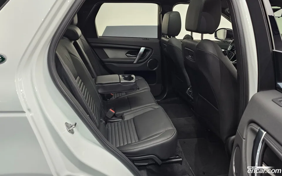 Land Rover Discovery Sport P250 SE 2025 — миниатюра 5
