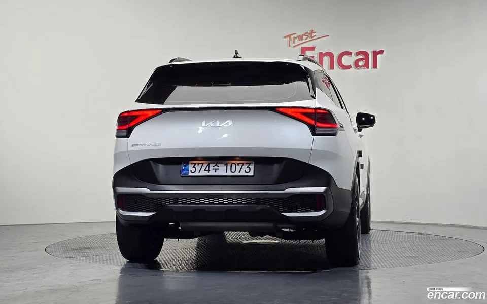 Kia Sportage 1.6 2WD 2023 — миниатюра 4