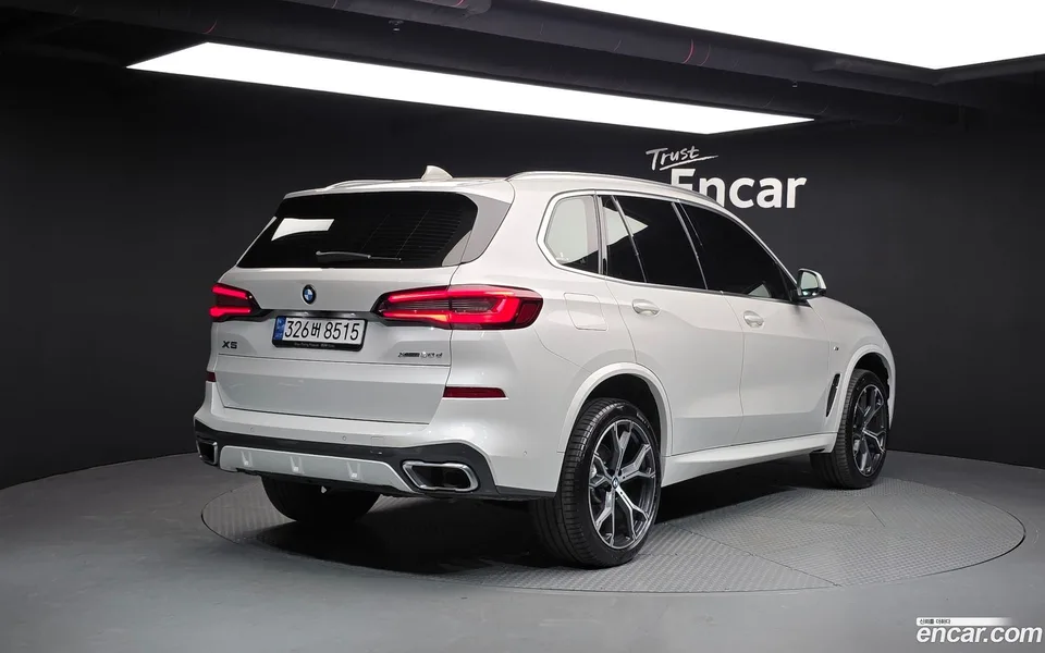 BMW X5 xDrive 30d M 2022 — миниатюра 2