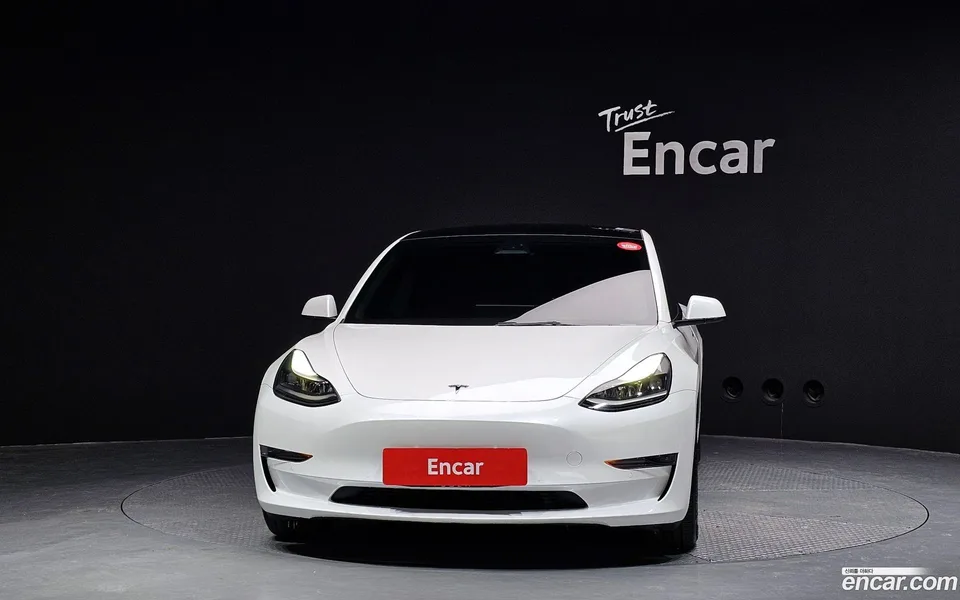Tesla Model 3 RWD 2022 — миниатюра 3