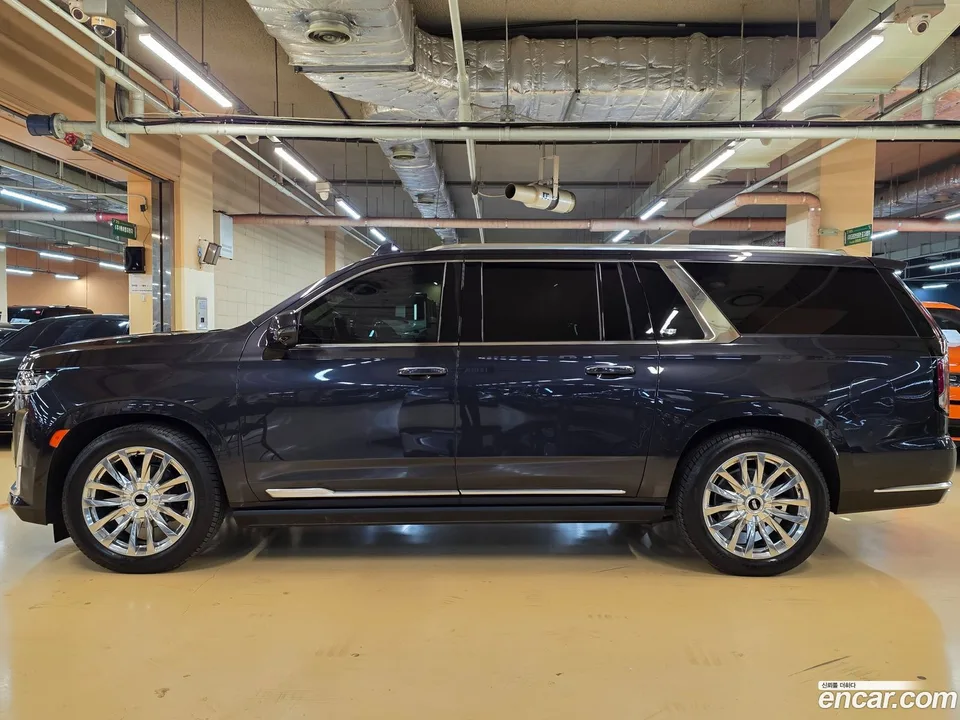 Cadillac Escalade 6.2 ESV 2023 — миниатюра 5
