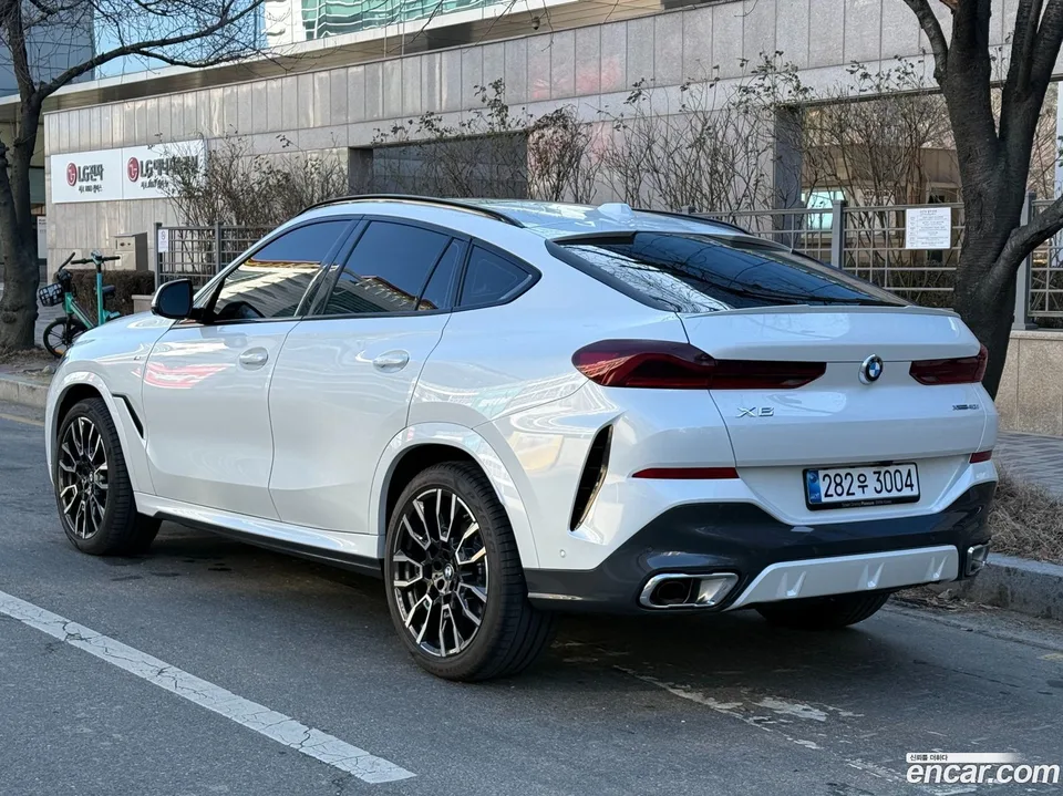 BMW X6 xDrive40i M 2025 — миниатюра 3