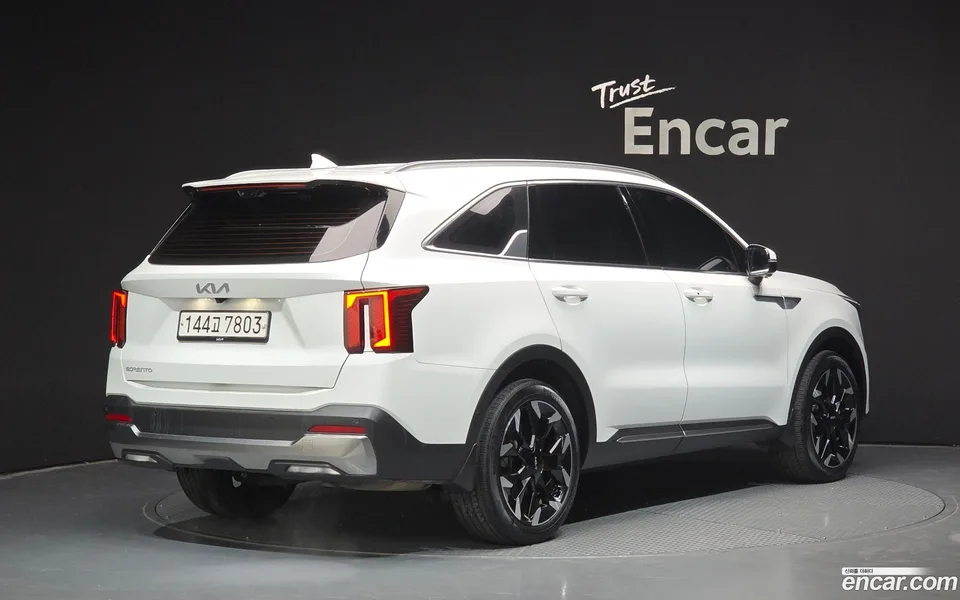 Kia Sorento 2.5T 2WD 2024 — миниатюра 2