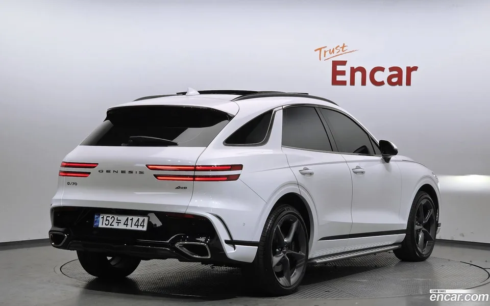 Genesis GV70 2.5T AWD 2024 — миниатюра 2