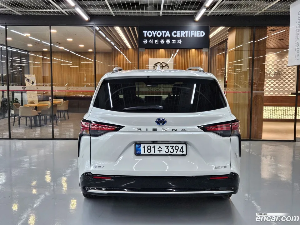 Toyota Sienna 2.5 2WD 2025 — миниатюра 4