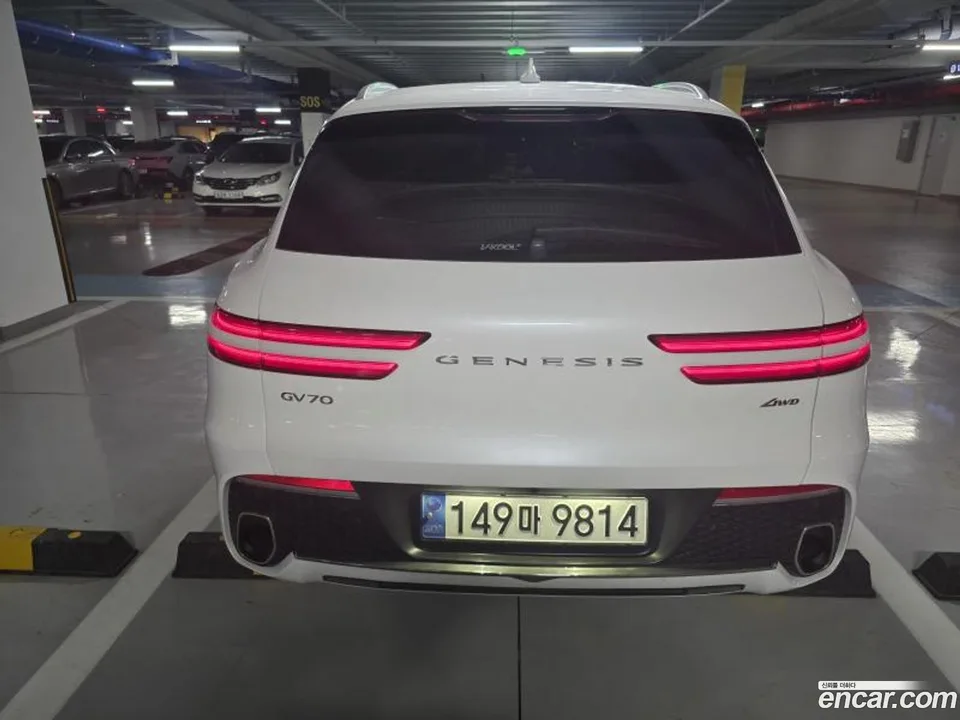 Genesis GV70 2.5T AWD 2022 — миниатюра 4