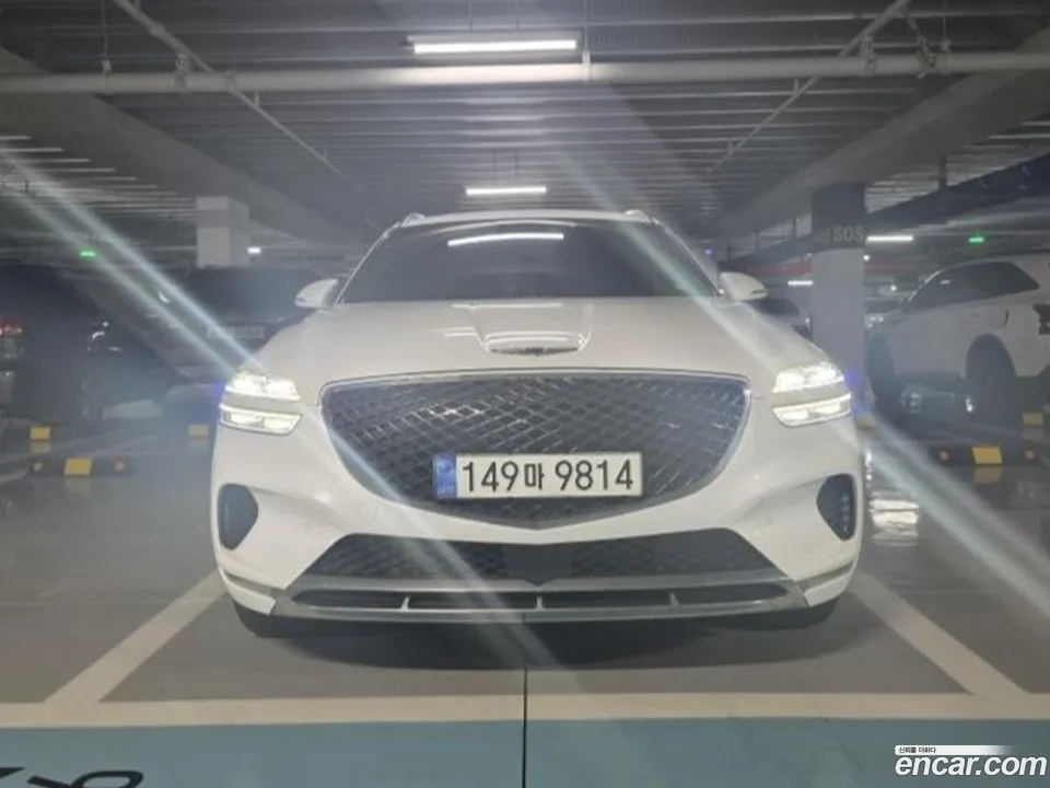 Genesis GV70 2.5T AWD 2022 — фото 1, купить с доставкой в Москву