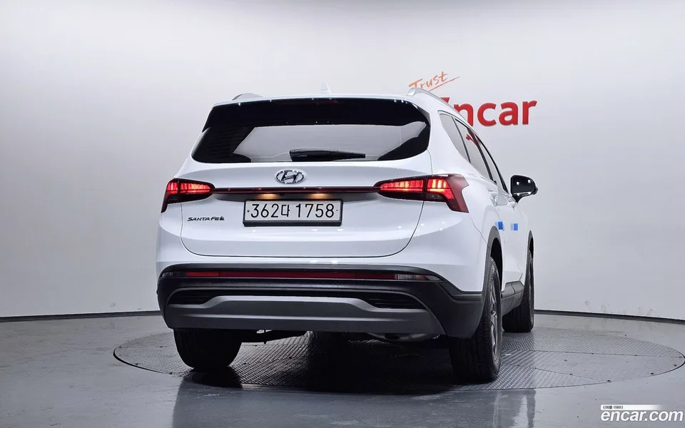 Hyundai SantaFe HEV 1.6 2WD 2022 — миниатюра 4