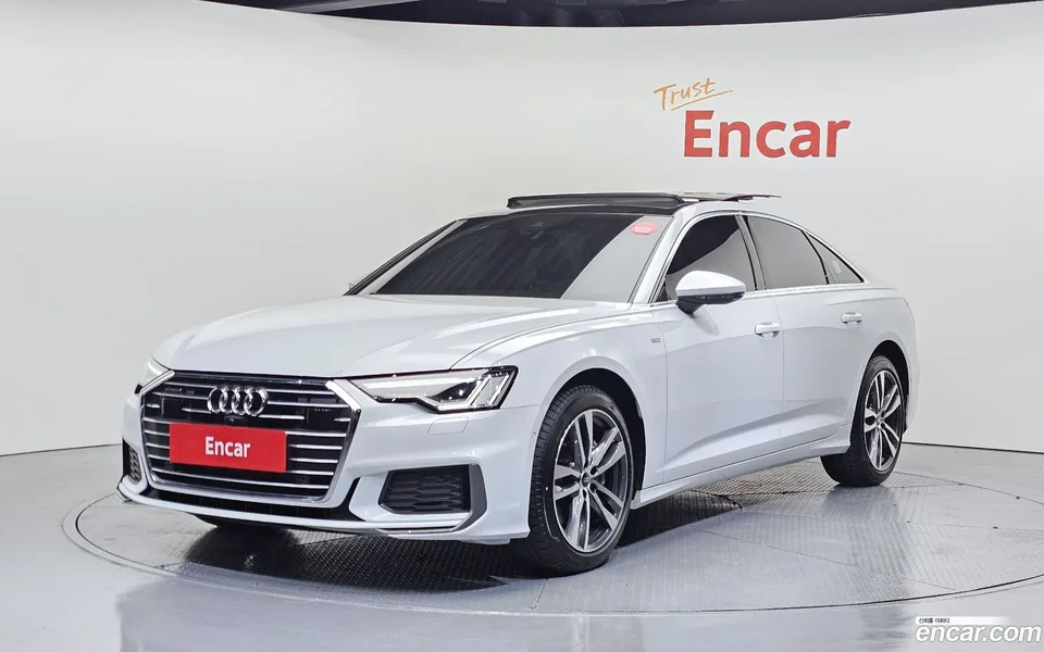 Audi A6 45 TFSI 2022 — фото 1, купить с доставкой в Москву