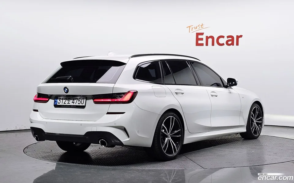 BMW 3 Series 320d M 2022 — миниатюра 2
