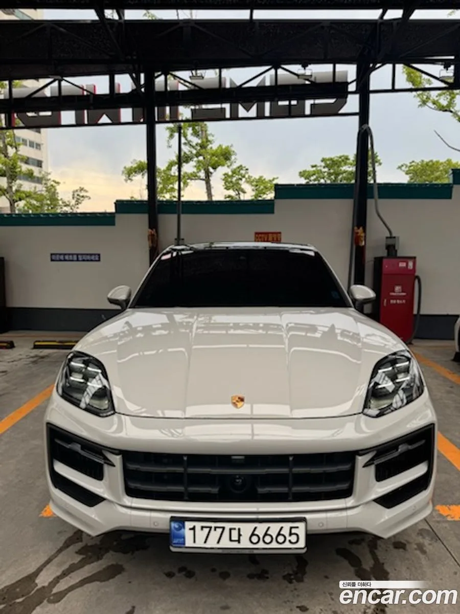Porsche Cayenne 3.0 2024 — миниатюра 3